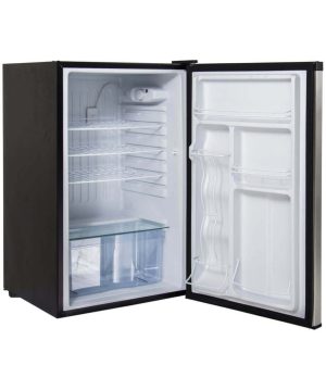 Blaze 20" 4. 5 cu. Ft. Compact refrigerator with stainless steel door & handle - image 9