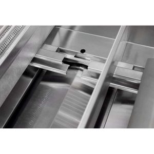 Blaze 32" 4 burner grill - image 9