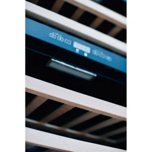 True flame 24" outdoor rated wine cooler - image 3